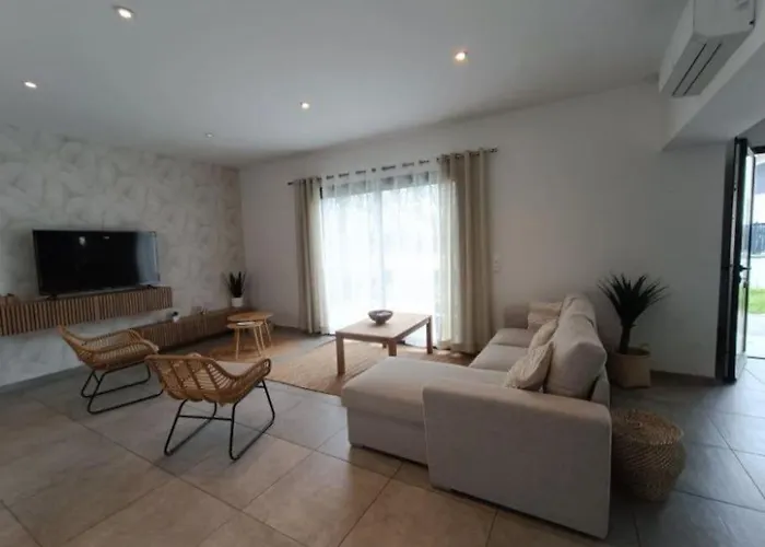 בית נופש Des Rives Du Tarn Avec Jacuzzi *