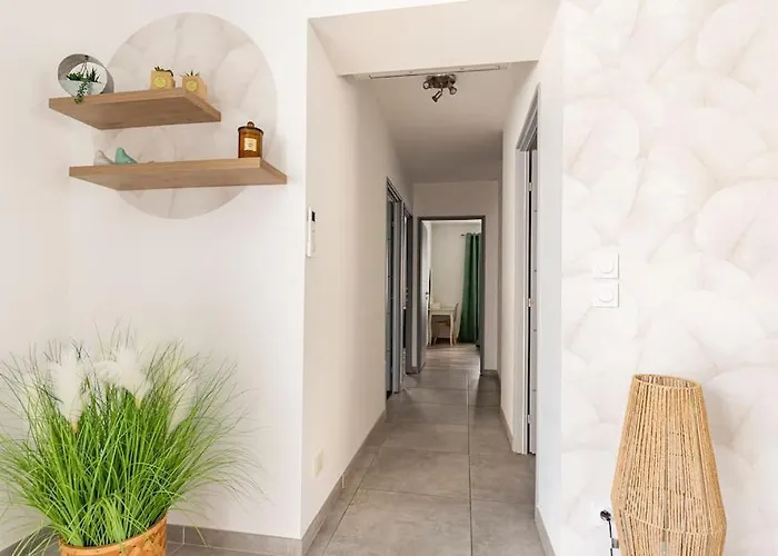 Des Rives Du Tarn Avec Jacuzzi בית נופש *