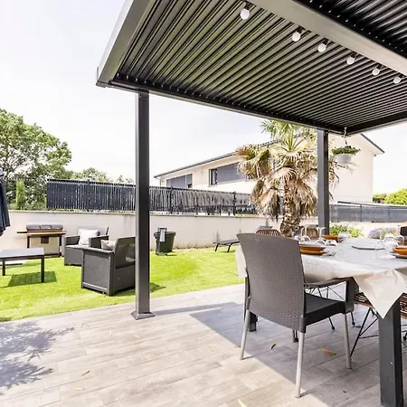 Des Rives Du Tarn Avec Jacuzzi Vakantiehuis Montans